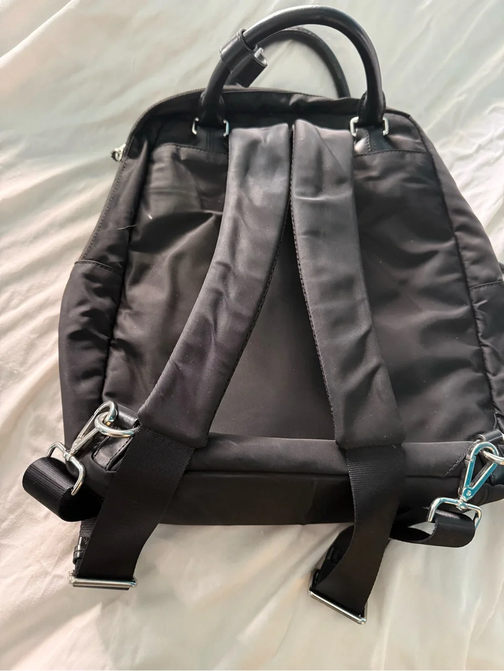 Tumi compact black